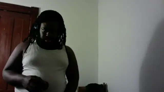 shaniko89isscam online show from 04-18-26, 03:53