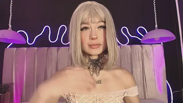 Zhally Dee online show from 02-27-26, 07:57