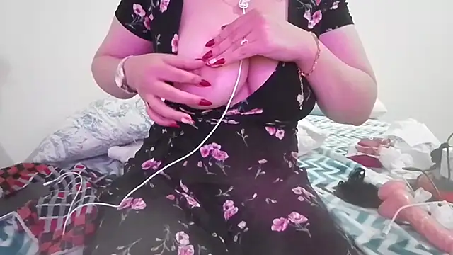 queen belisima1 online show from 10-04-25, 01:40