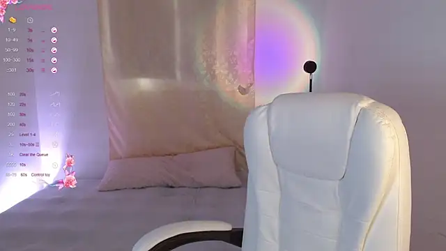 KARINA FLOWER  online show from 03-17-25, 12:04