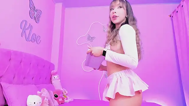 KloeJonnes  online show from 10-16-25, 04:59