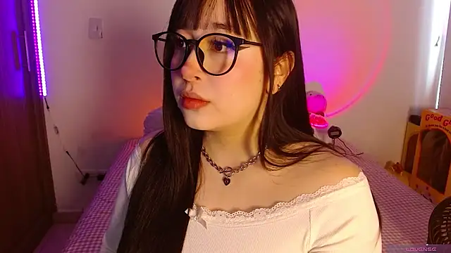 Oliviargf online show from 03-07-26, 12:21