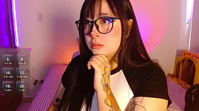 Oliviargf online show from 02-25-26, 12:16