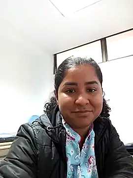 Snapshot of Paula6Colombia chatting on 03-08-25, 05:33 Paula6Colombia online show from 03-08-25, 05:33