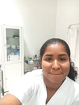 Snapshot of Paula6Colombia chatting on 03-08-25, 12:44 Paula6Colombia online show from 03-08-25, 12:44