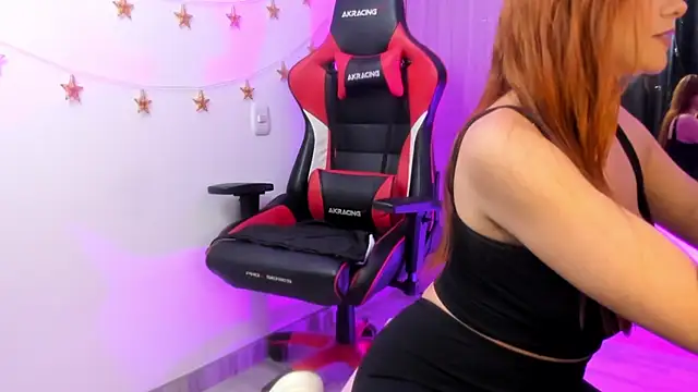 LindaSilverstone online show from 04-22-26, 12:39