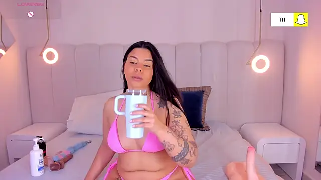 riri candy online show from 01-13-26, 03:54