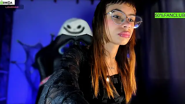 Snapshot of sofiafenty chatting on 10-12-25, 01:12 sofiafenty online show from 10-12-25, 01:12