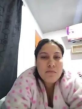esmeralda jadees online show from 05-31-26, 06:09