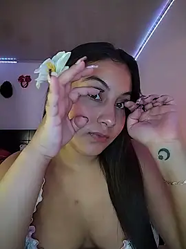 esmeralda jadees online show from 06-11-26, 07:44
