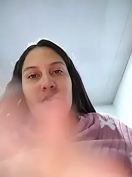 esmeralda jadees online show from 06-14-26, 02:29