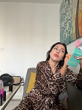 AleksandraRich online show from 11-25-25, 01:17