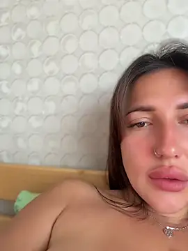 AleksandraRich online show from 06-26-26, 01:11
