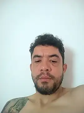 Snapshot of Andriofilit chatting on 05-05-26, 04:21 Andriofilit online show from 05-05-26, 04:21