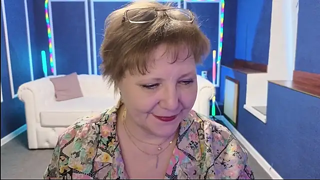 Snapshot of Kira_Kenet chatting on 03-19-25, 04:36 Kira Kenet online show from 03-19-25, 04:36