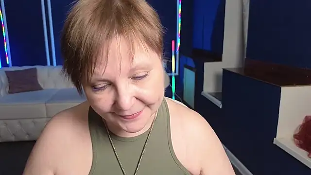 Snapshot of Kira_Kenet chatting on 03-12-25, 10:28 Kira Kenet online show from 03-12-25, 10:28
