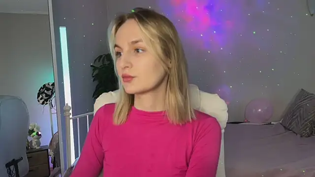 Vikky Moon  online show from 05-29-26, 01:00