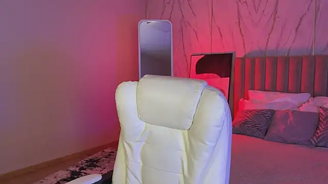  Vikky Moon  online show from 10-08-25, 01:18