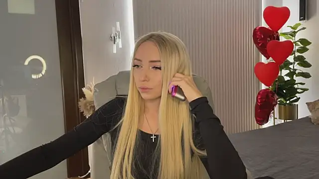 OhMyEmma online show from 03-04-26, 01:13