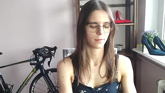 love megi online show from 02-10-26, 02:27