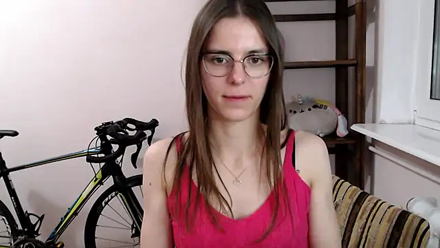 love megi online show from 12-14-25, 07:41