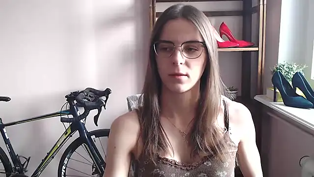 love megi online show from 03-02-26, 02:13