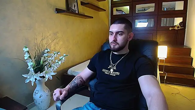 Snapshot of MatiasDean chatting on 03-11-25, 05:35 MatiasDean online show from 03-11-25, 05:35