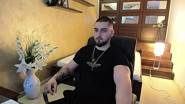 Snapshot of MatiasDean chatting on 03-20-25, 09:48 MatiasDean online show from 03-20-25, 09:48