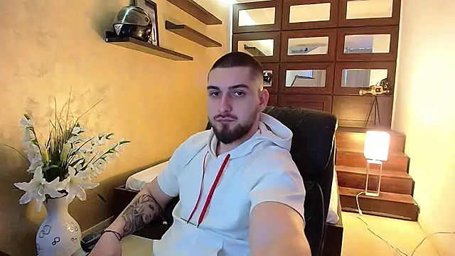 Snapshot of MatiasDean chatting on 03-19-25, 05:30 MatiasDean online show from 03-19-25, 05:30