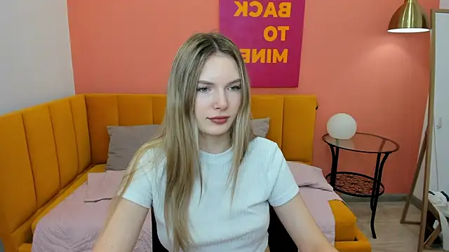 Snapshot of EvelineAmore chatting on 05-10-26, 01:53 EvelineAmore online show from 05-10-26, 01:53