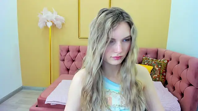 Snapshot of EvelineAmore chatting on 05-23-26, 08:57 EvelineAmore online show from 05-23-26, 08:57
