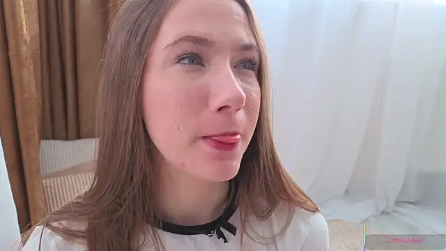 Kira mindnes online show from 03-21-26, 05:52