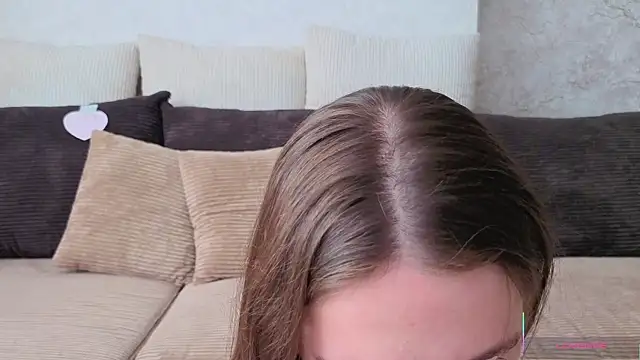 Kira mindnes online show from 05-07-26, 06:17