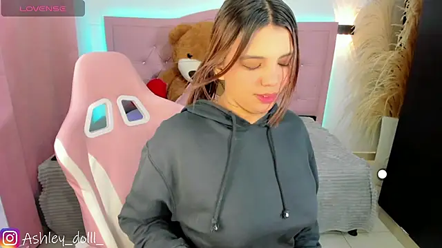 Ashley dolll online show from 01-11-26, 09:11