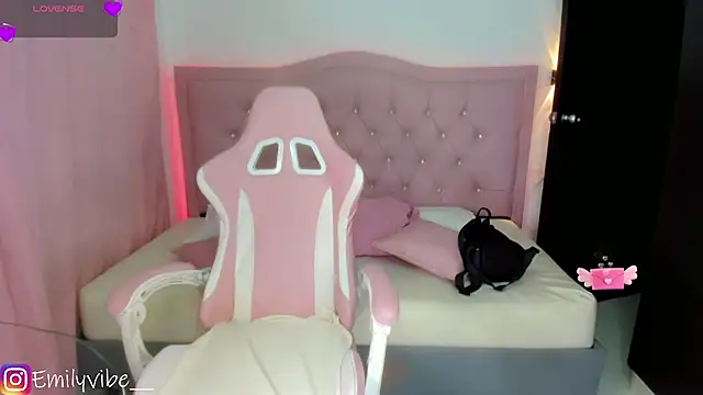 Ashley dolll online show from 05-16-26, 08:52