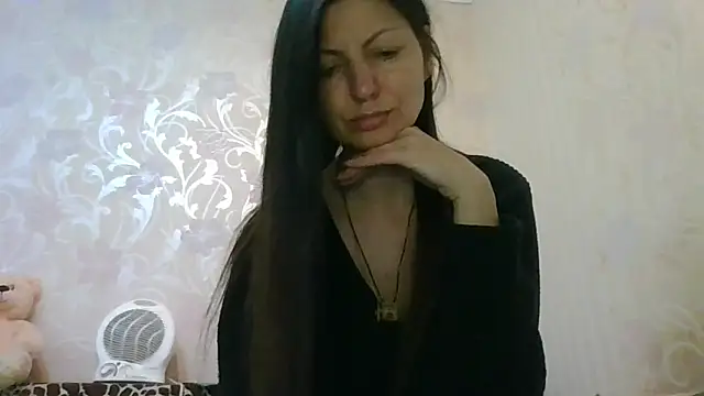 AliseWats online show from 11-24-25, 08:09