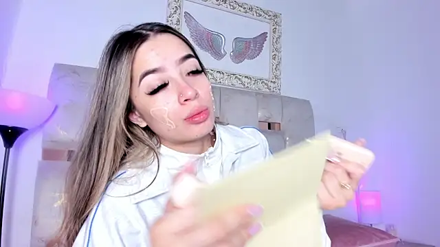 Lola Blondie online show from 12-01-25, 12:28