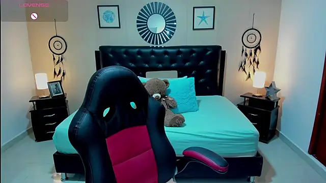  LiilyWong online show from 10-07-25, 07:09