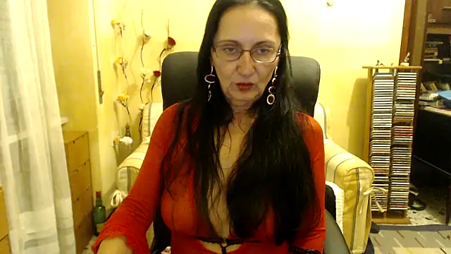 RobertaFox69 online show from 12-05-25, 08:17