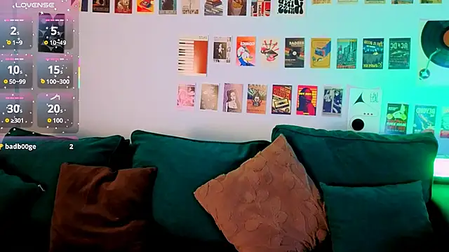 Maya Rogerss online show from 04-09-26, 02:45