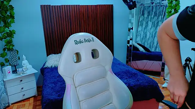 Snapshot of sweet__thang chatting on 06-10-26, 07:59 sweet thang online show from 06-10-26, 07:59