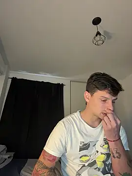 CarinaRose online show from 10-28-25, 09:03