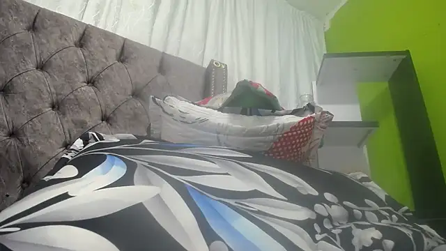 ANA-BULLOCK- online show from 12-17-25, 11:59