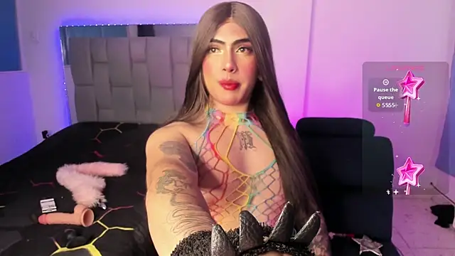Sophie whitexxx online show from 05-21-26, 10:51