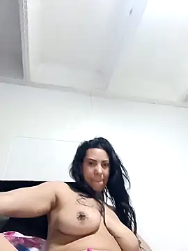 DaphneRosses online show from 04-08-26, 01:56