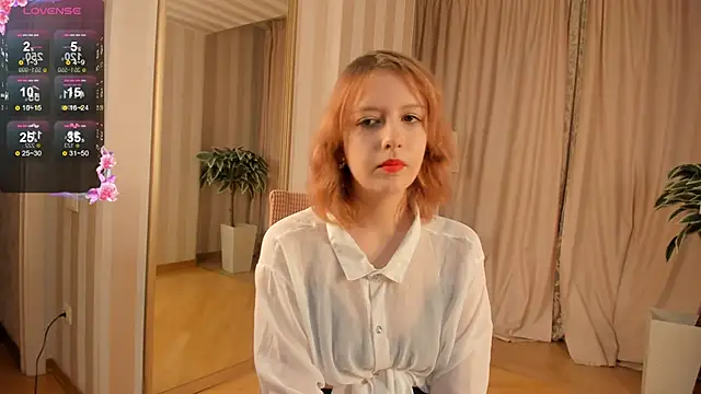 EsmeDecoursey online show from 03-22-25, 05:09