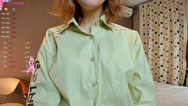 EsmeDecoursey online show from 03-19-25, 03:08