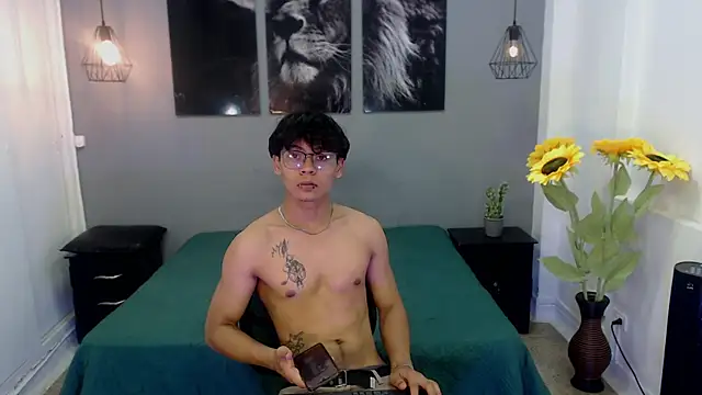 Snapshot of Draco_collins chatting on 03-14-25, 03:26 Draco collins online show from 03-14-25, 03:26