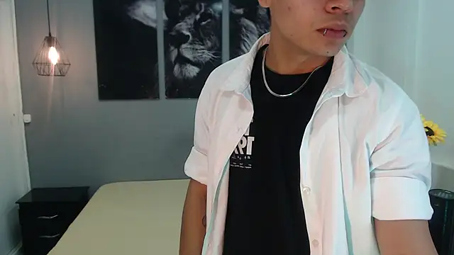 Snapshot of Draco_collins chatting on 03-19-25, 04:03 Draco collins online show from 03-19-25, 04:03