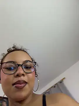 AlesiaCooper online show from 05-23-26, 03:05